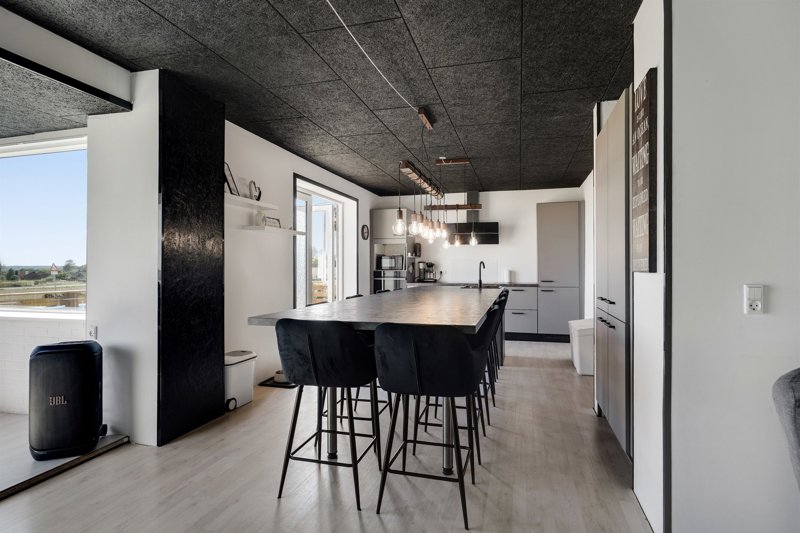 Property image number 8