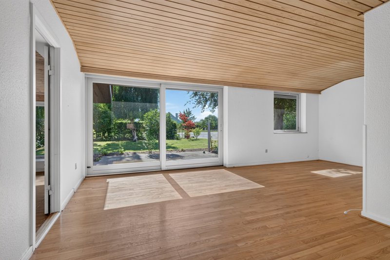 Property image number 2