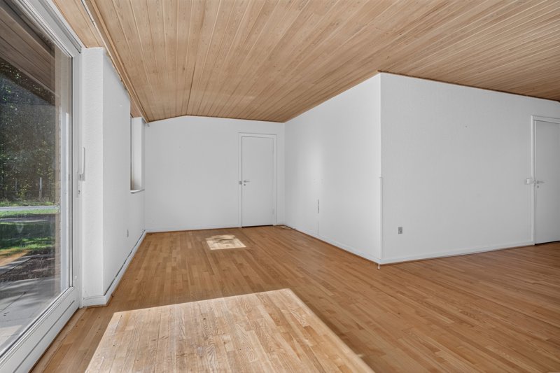 Property image number 3