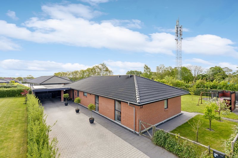 Property image number 2