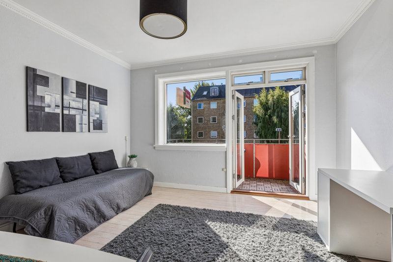 Property image number 2
