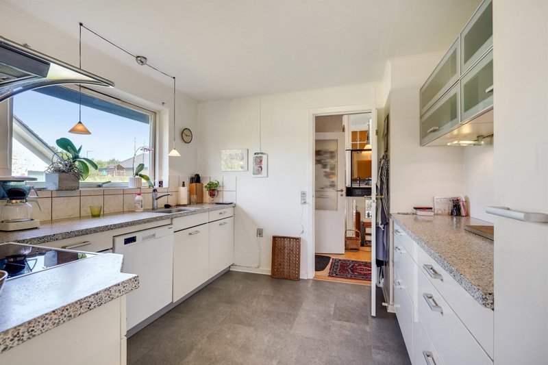 Property image number 8