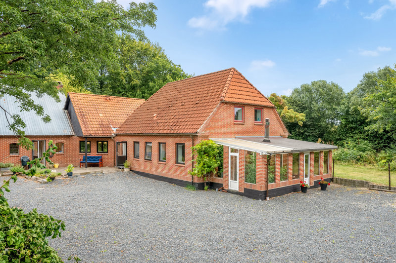 Property image number 2