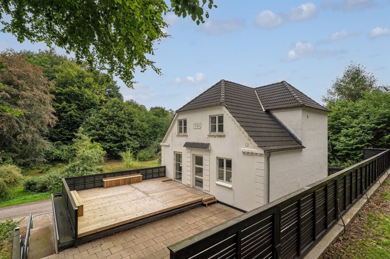 Property image number 2