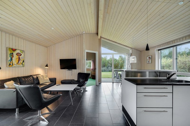 Property image number 8