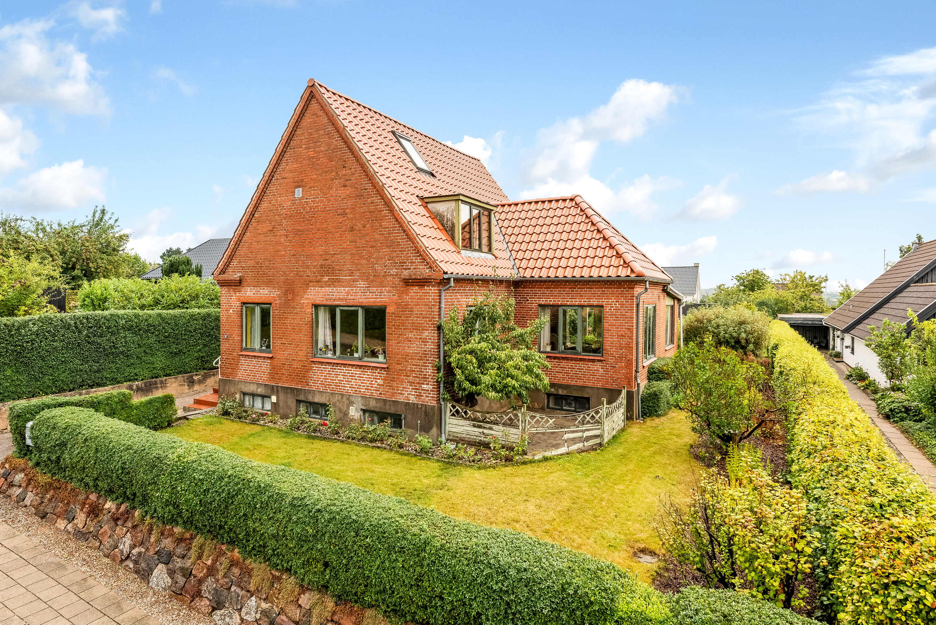 Maja, 119 m², krunt 864 m²