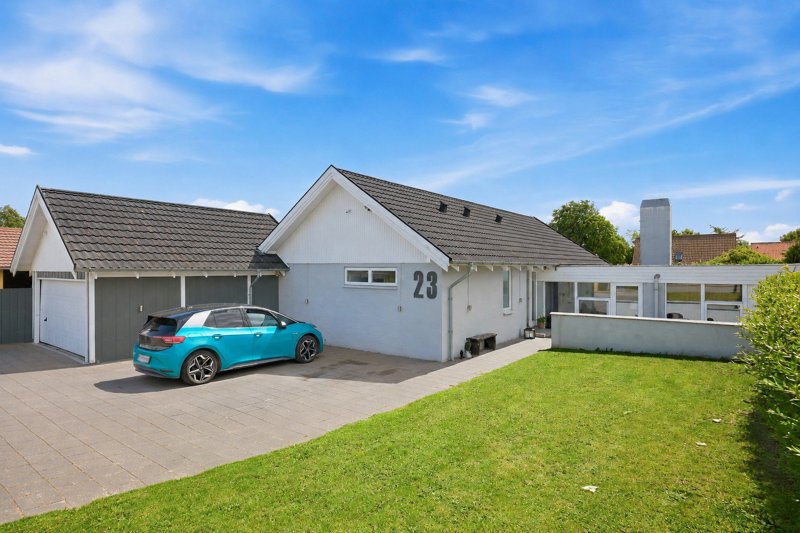 Property image number 1