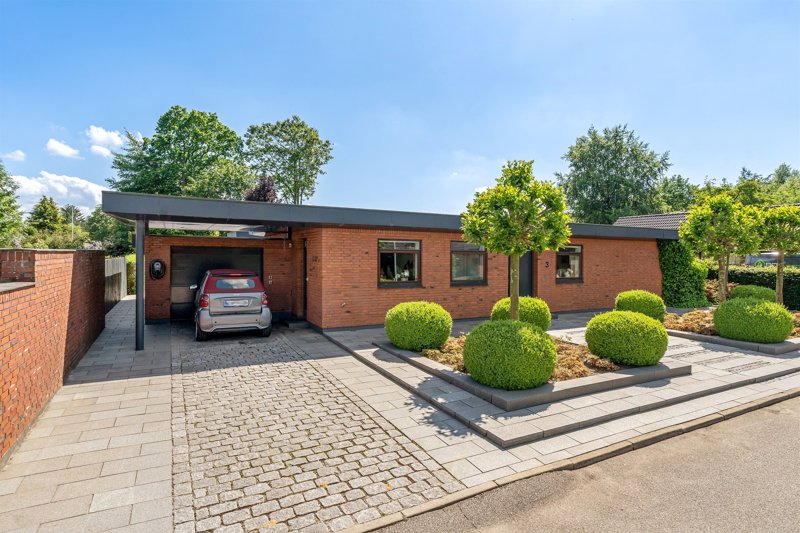 Property image number 2