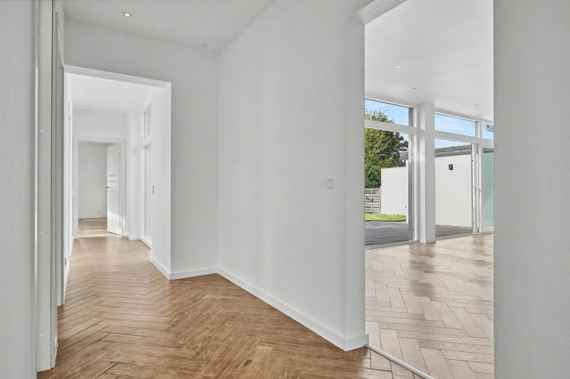 Property image number 2