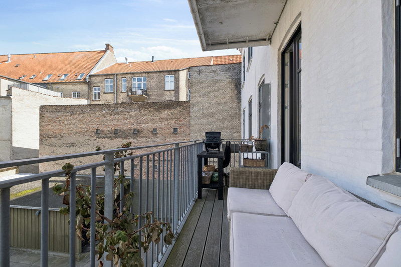 Property image number 2