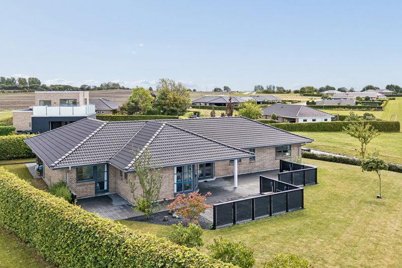 Property image number 1