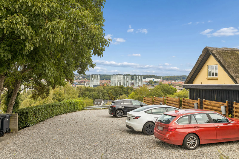 Property image number 2
