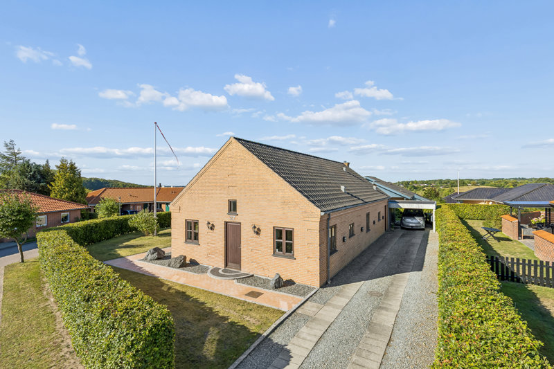 Property image number 1