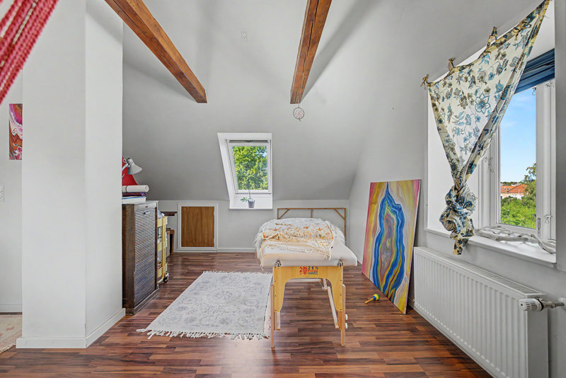 toggle-gallery-image