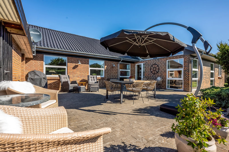 Property image number 2