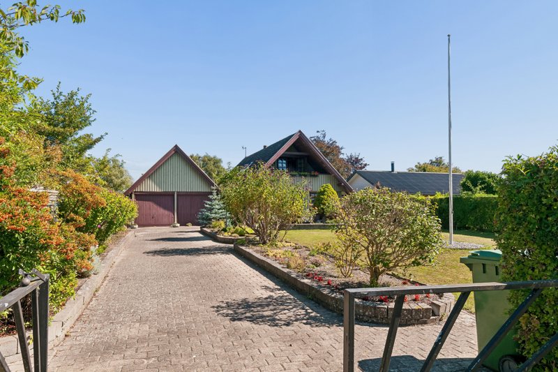 Property image number 2