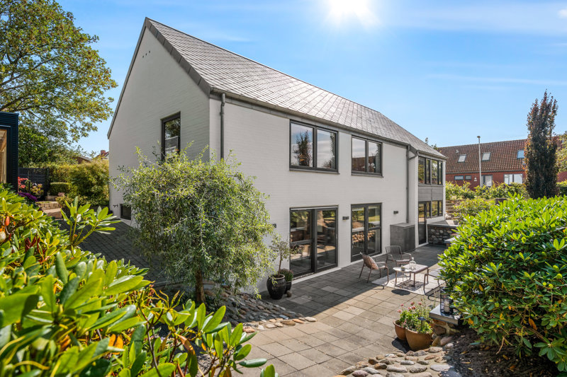 Property image number 2