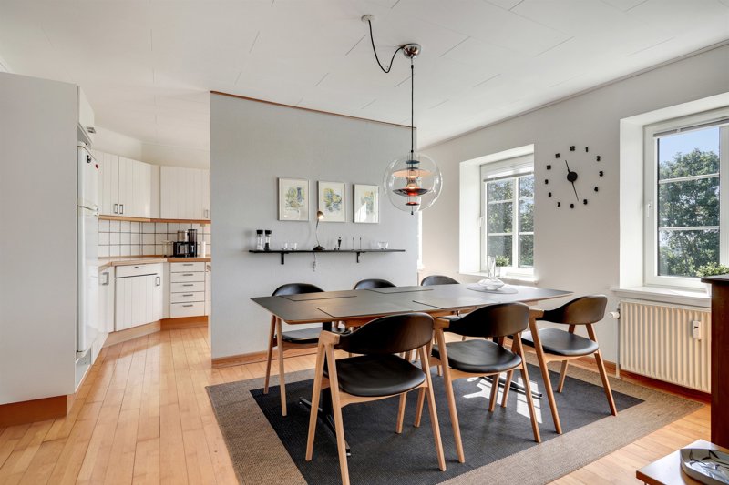 toggle-gallery-image