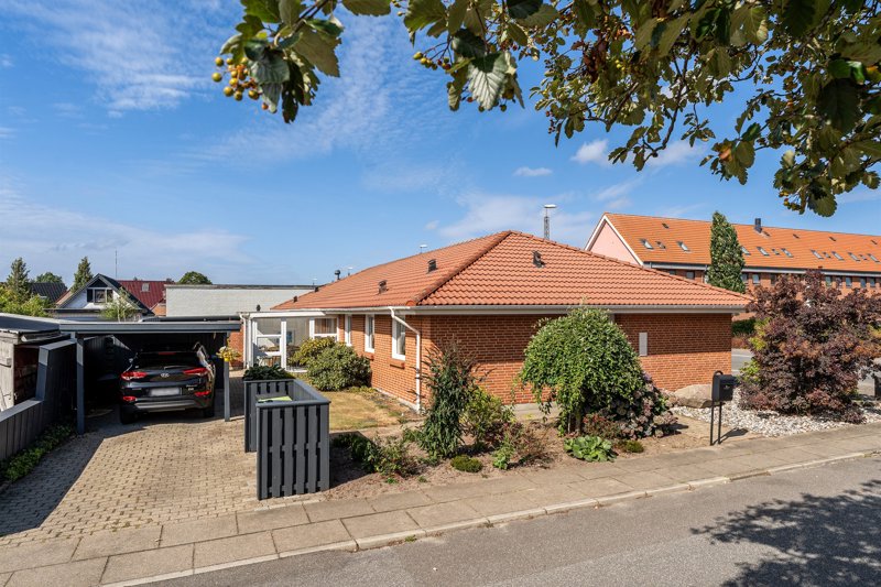 Property image number 1