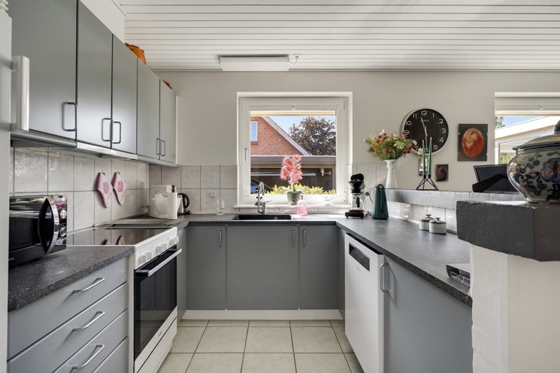 Property image number 8