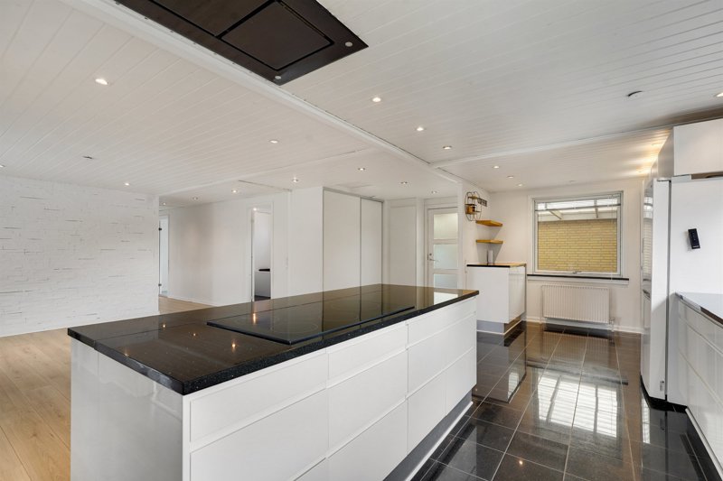 Property image number 8