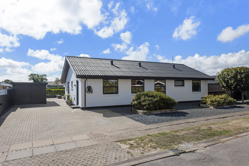 Property image number 2