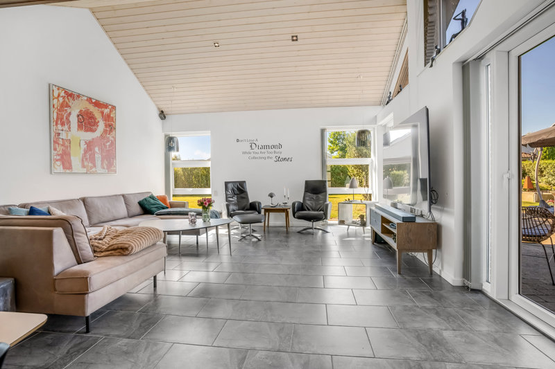 Property image number 5