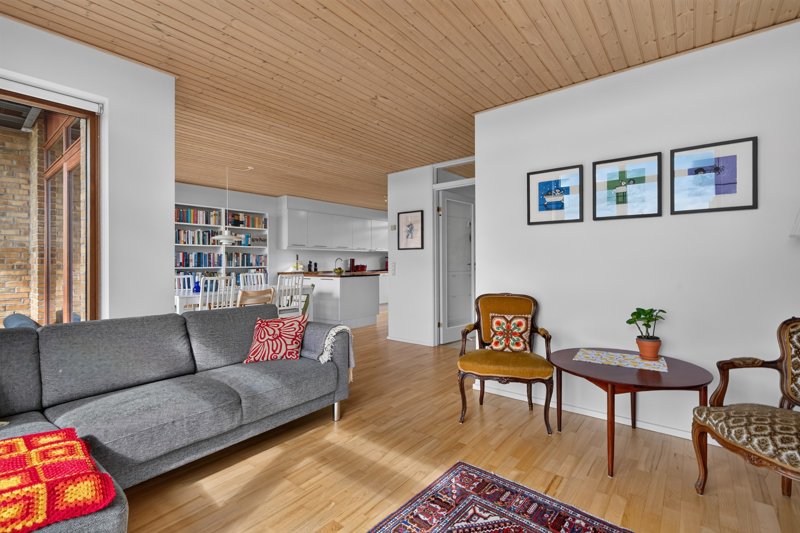 Property image number 8