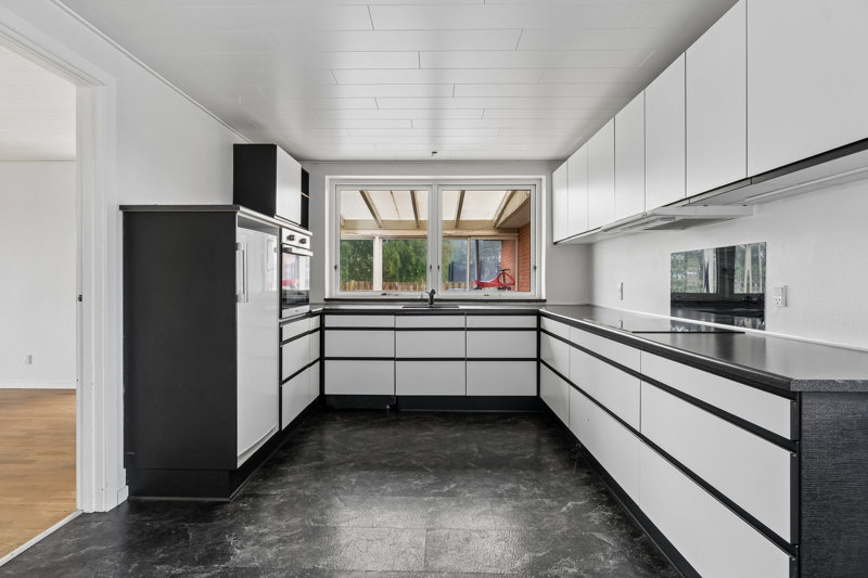Property image number 3