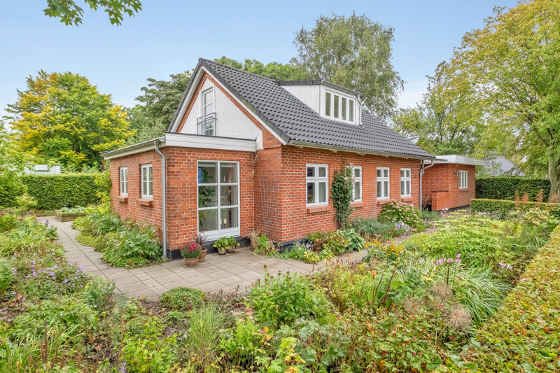 Property image number 2
