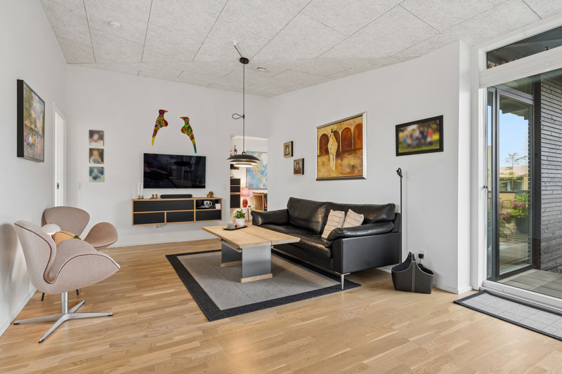 Property image number 8