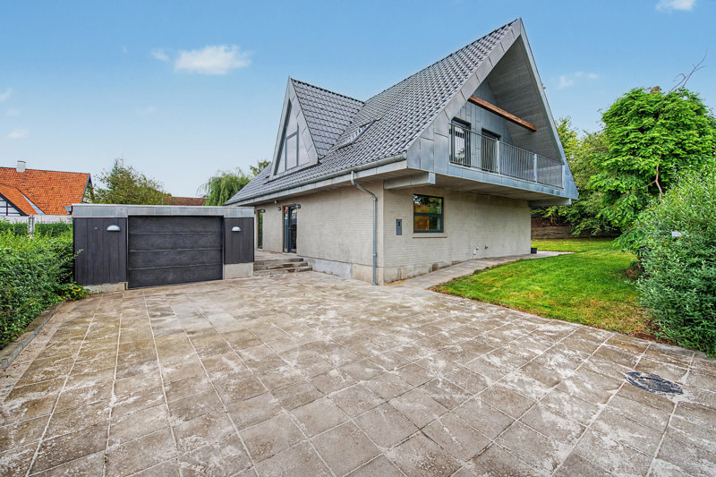 Property image number 3