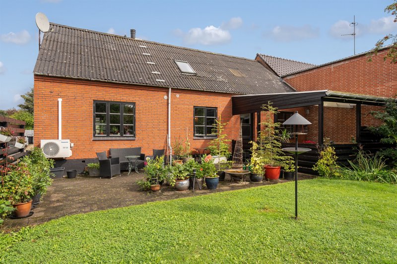 Property image number 1