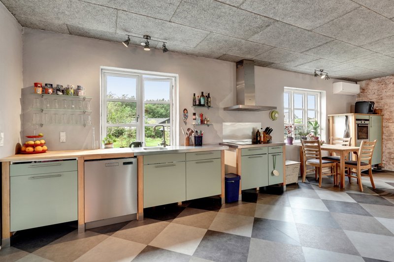 Property image number 2