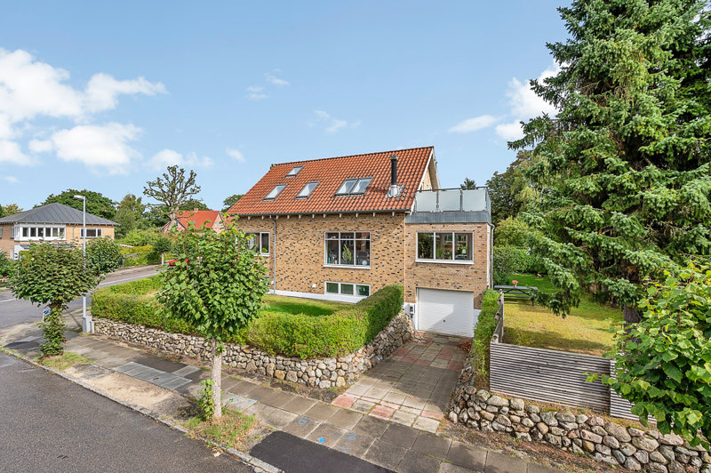 Property image number 2