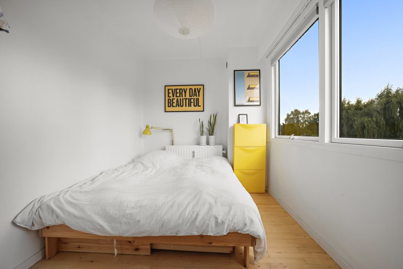 toggle-gallery-image