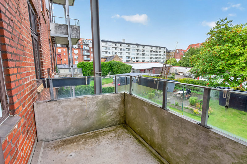 Property image number 2