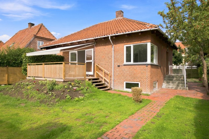 Property image number 2