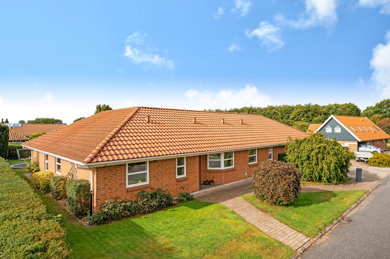 Property image number 2