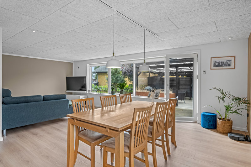 Property image number 8