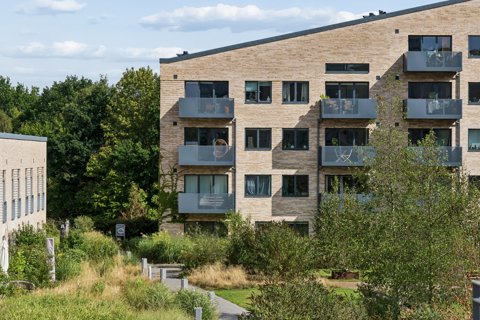 Moderne stuelejlighed med gulvvarme og direkte udgang til vestvendt terrasse