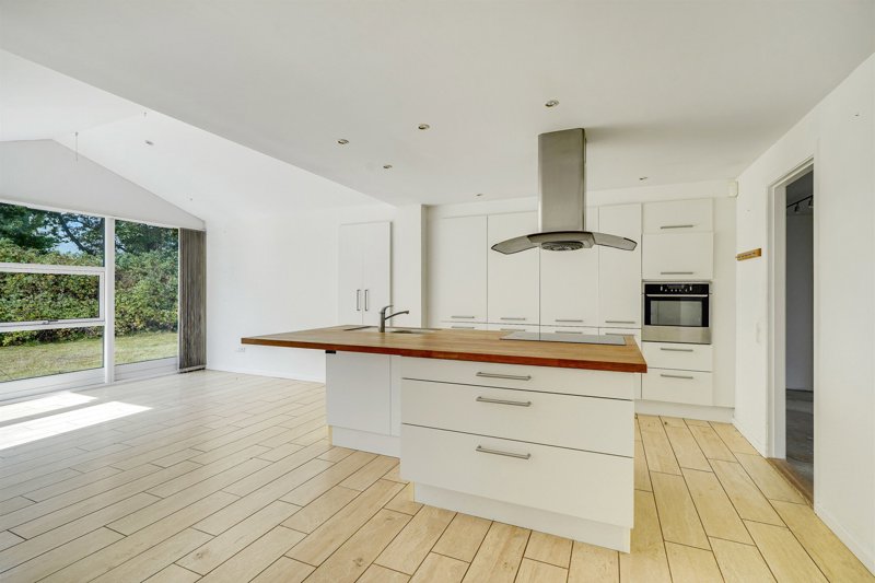 Property image number 8