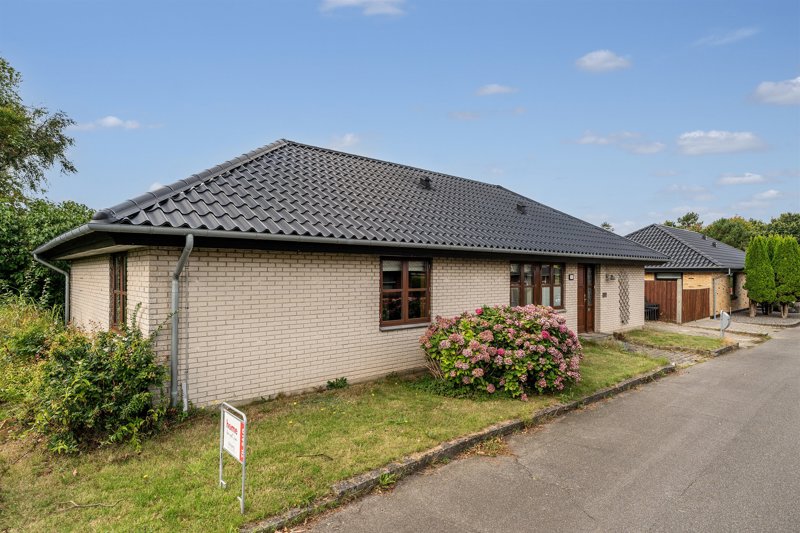 Property image number 2