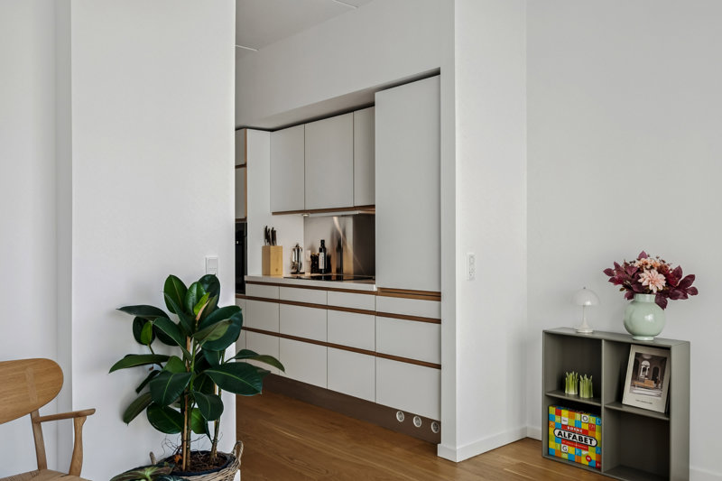 toggle-gallery-image