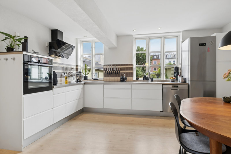Property image number 2