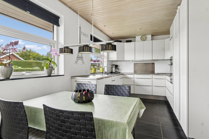 Property image number 8