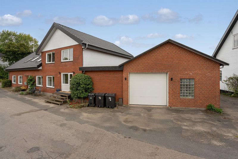 Property image number 2