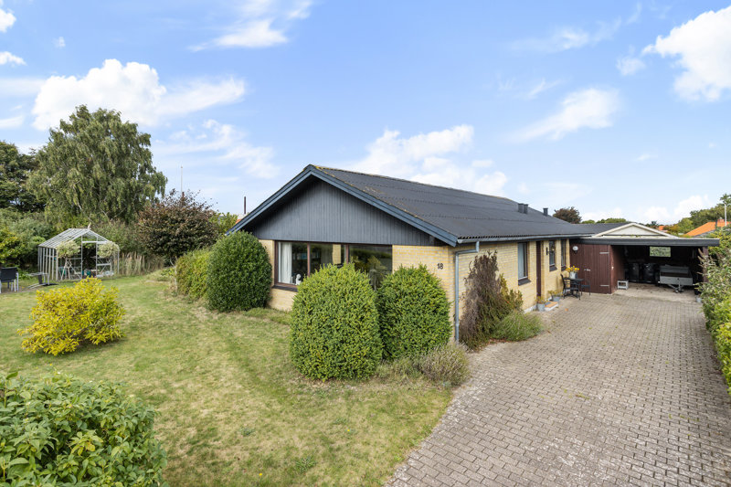 Property image number 1