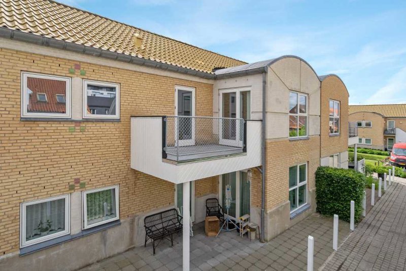 Property image number 1