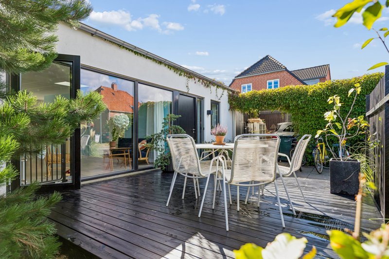 Property image number 2
